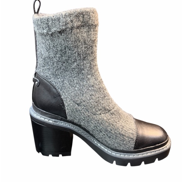 Sam Edelman Rozanna Boot - Picture 5 of 8